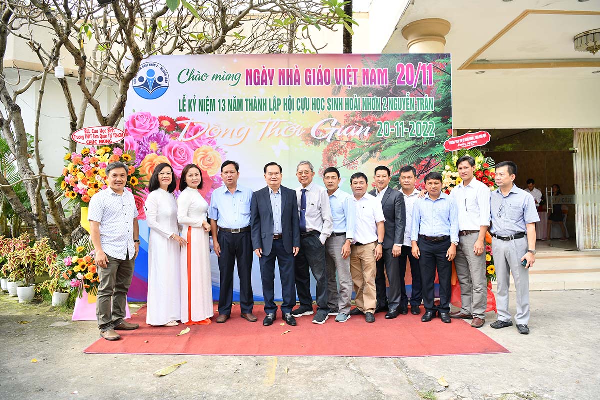 Gala họp mặt Dòng Thời Gian 2022 - rực rỡ sắc màu
