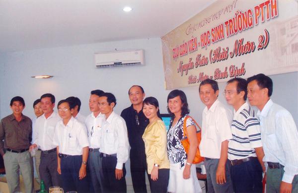 Những chia sẻ của cô Phan Thị Hoàng Lan cựu GV vật lý_Hội cựu GVHS HN2NT tại TP.HCM 