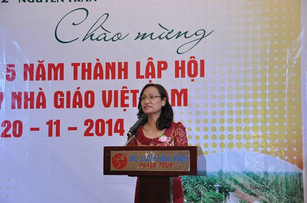 Hội cựu gi&aacute;o vi&ecirc;n - học sinh Ho&agrave;i Nhơn 2 Nguyễn Tr&acirc;n